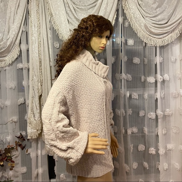 Seven7 Sweater - Picture 2 of 2